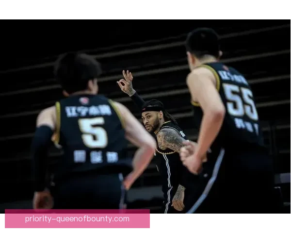 弗利特伍德力克克劳利取得关键胜利晋级榜首位置